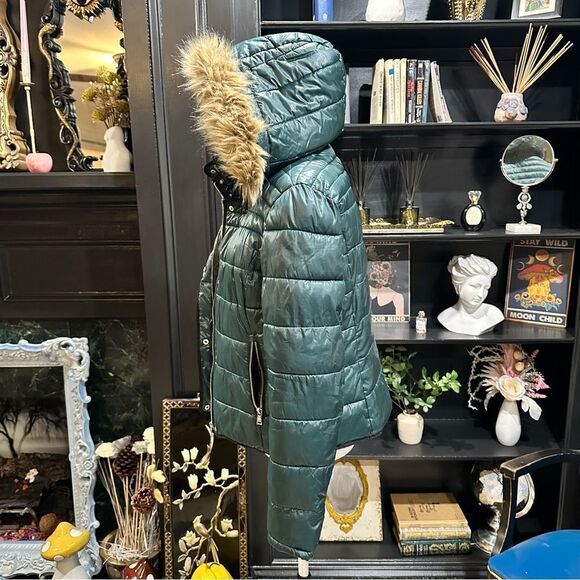 LFT Warm Collection Outwear Green Puffer Jacket With Fur Hood Size US Small - Picture 9 of 12